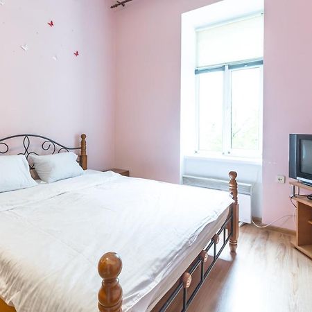 Квартира На Вулиці Федорова 29 Біля Площі Ринок Підвальна Lviv Dış mekan fotoğraf