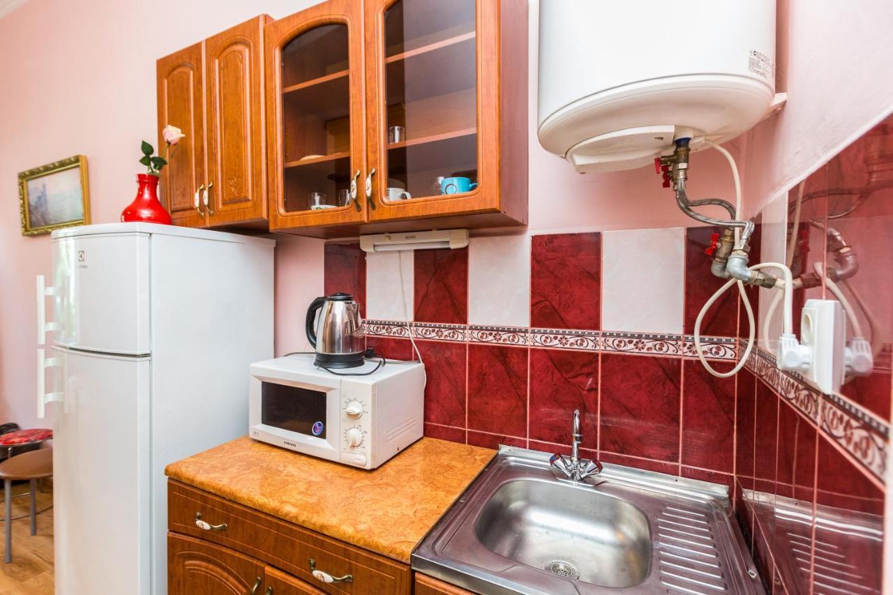 Квартира На Вулиці Федорова 29 Біля Площі Ринок Підвальна Lviv Dış mekan fotoğraf
