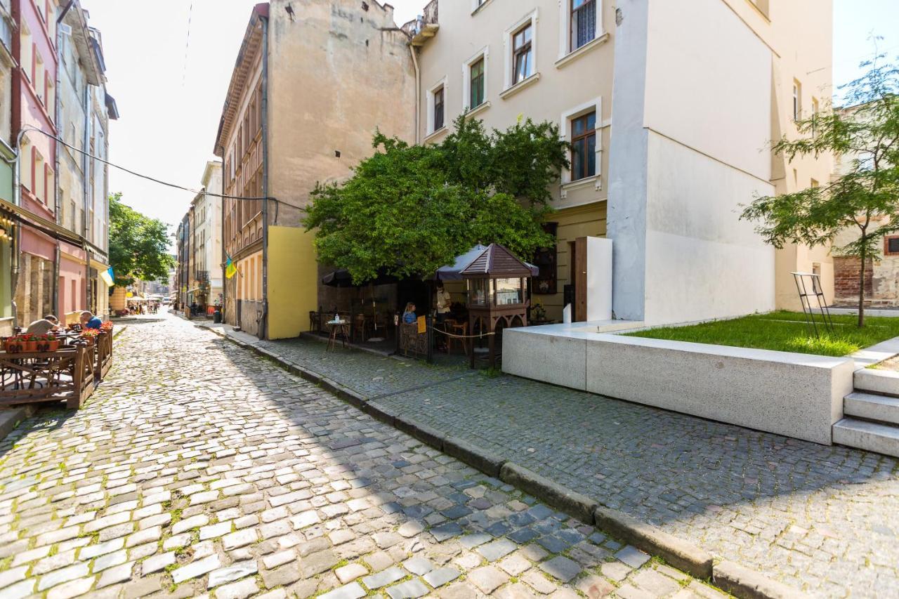 Квартира На Вулиці Федорова 29 Біля Площі Ринок Підвальна Lviv Dış mekan fotoğraf